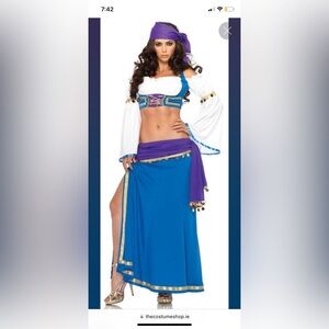 Leg avenue seductive gypsy costume in size S/M